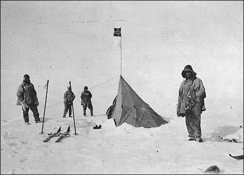 Amundsen en zijn team de geografische zuidpool