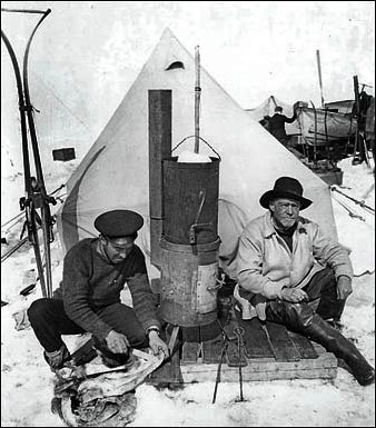 Frank Hurley en Ernest Shackleton in Oceaankamp